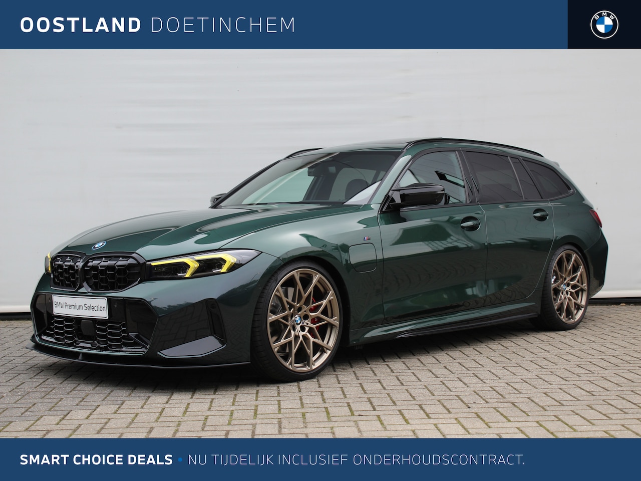 BMW 3-serie Touring - 330e M Sport Automaat / Panoramadak / Sportstoelen / Adaptieve LED / M Adaptief onderstel - AutoWereld.nl
