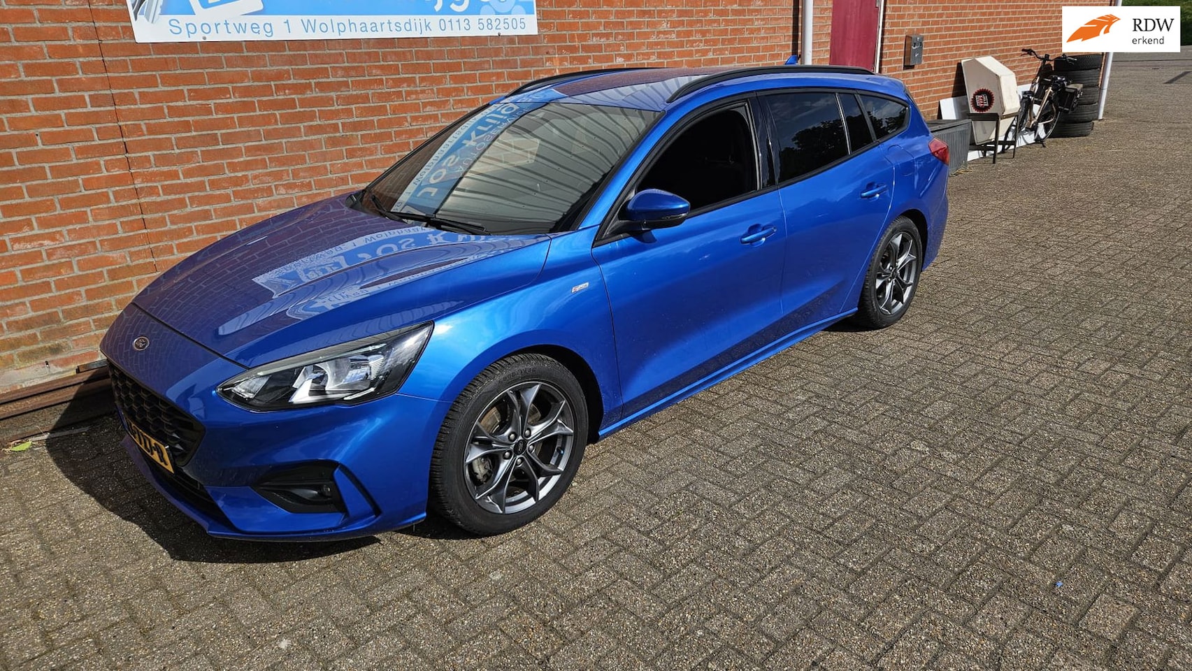 Ford Focus Wagon - 1.0 EcoBoost Titanium Business 1.0 EcoBoost Titanium Business - AutoWereld.nl