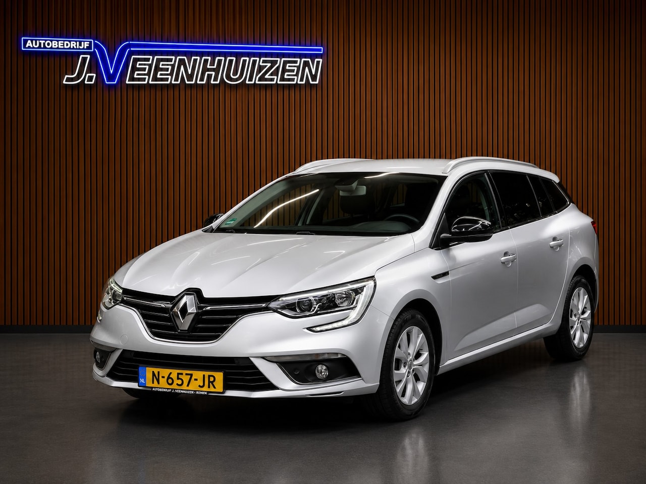 Renault Mégane Estate - 1.3 TCe Limited | 2020 | ⭐Navi | Achteruitrijcamera - AutoWereld.nl