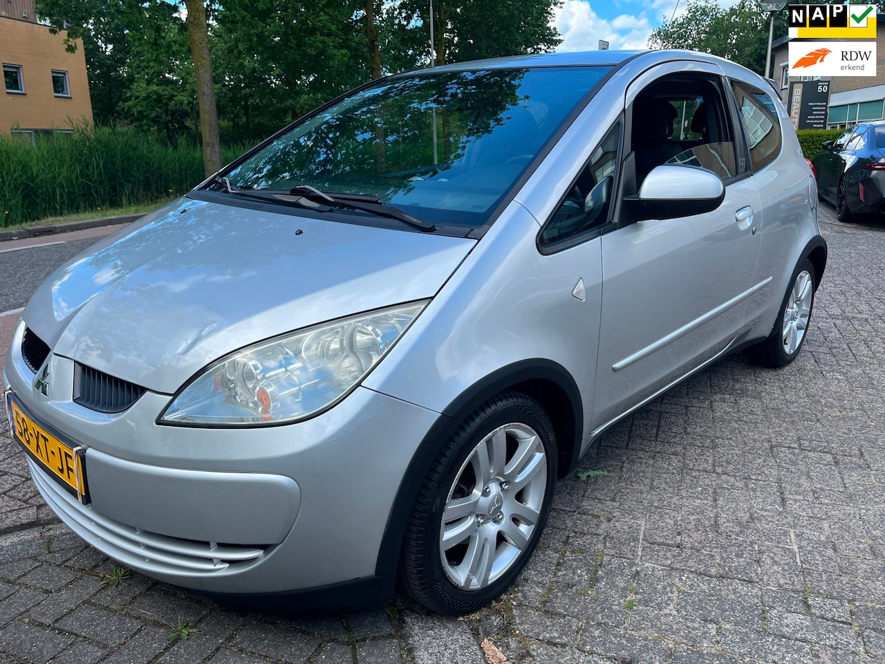 Mitsubishi Colt - 1.5 QS Ninety 1.5 QS Ninety - AutoWereld.nl