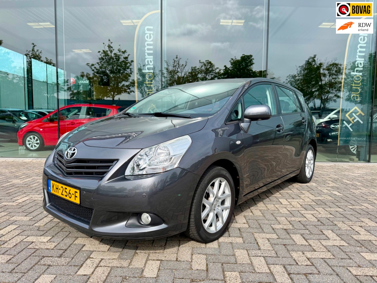 Toyota Verso - 1.8 VVT-i Luxe, 7-persoons, dealer onderhouden - AutoWereld.nl