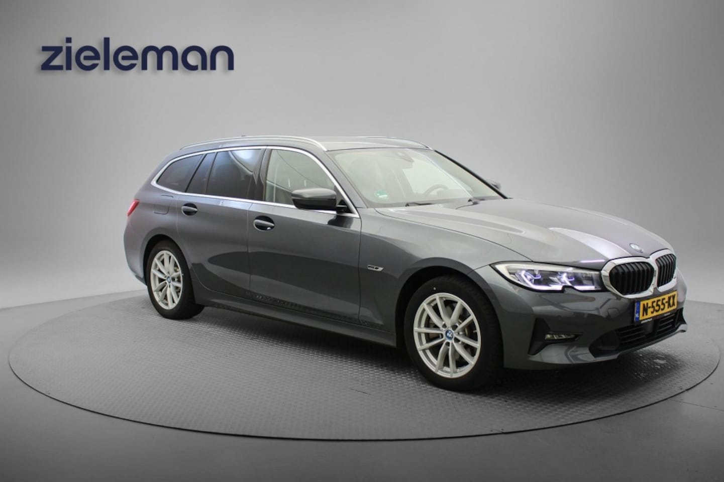 BMW 3-serie Touring - 320e Business Edition Plus - Digitaal Cockpit, Carplay, Leer, Stoelverw. - AutoWereld.nl