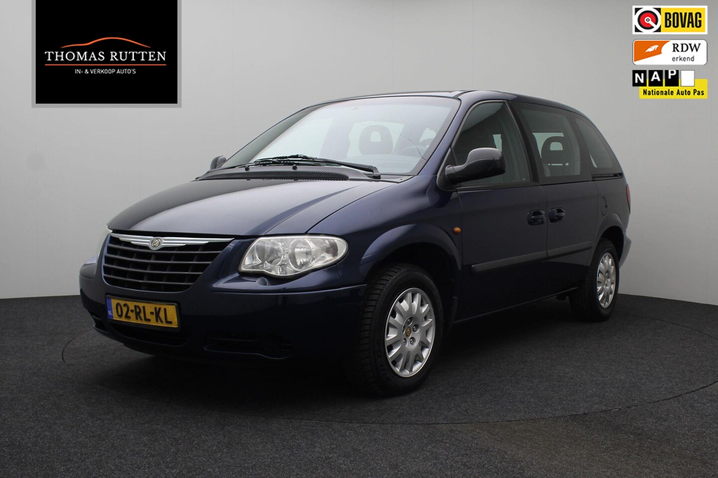 Chrysler Voyager - 3.3i V6 SE Luxe 2005 NAP | 7 Persoons | Climate control | Cruise control | Airco | 2 sleut - AutoWereld.nl