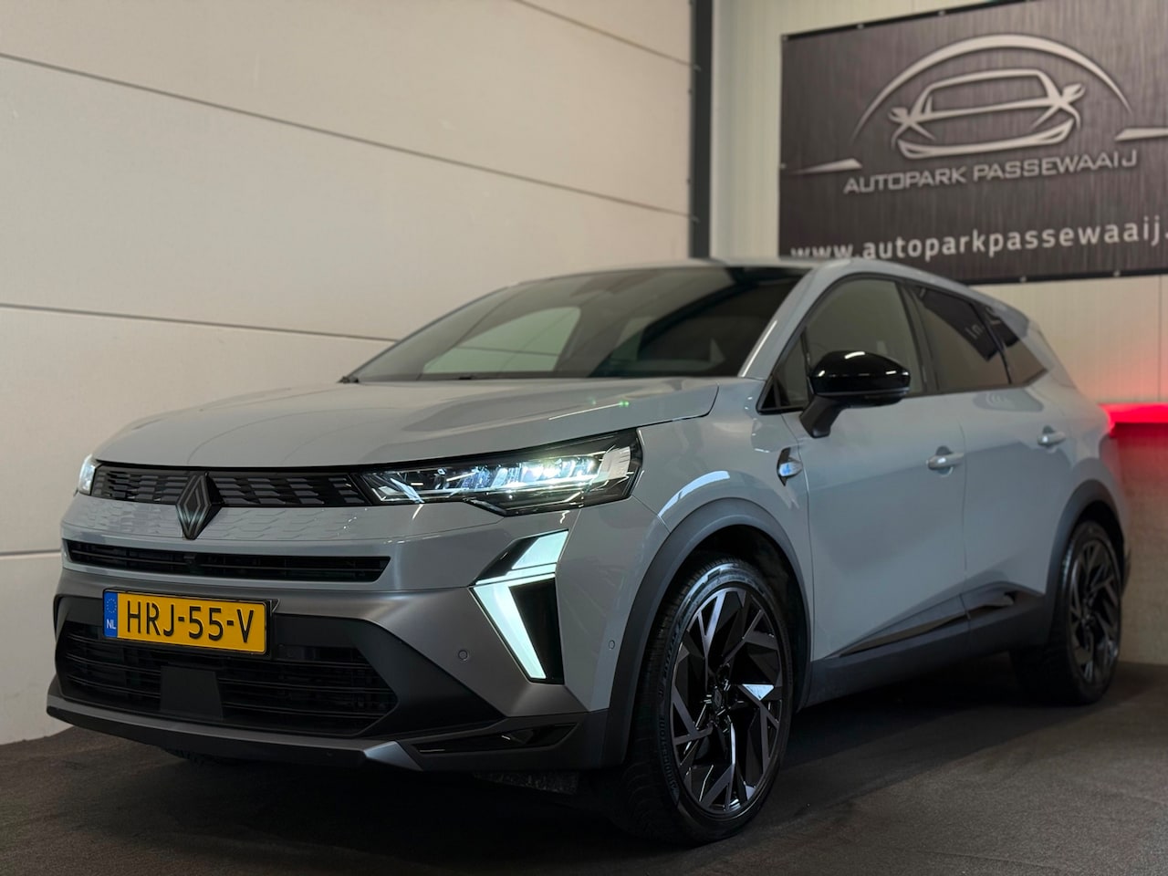 Renault Symbioz - 1.6 E-Tech Hybrid 145 Esprit Alpine ACC, Apple Carplay, Elek Stoelen, Trekhaak, LED, NAP, - AutoWereld.nl