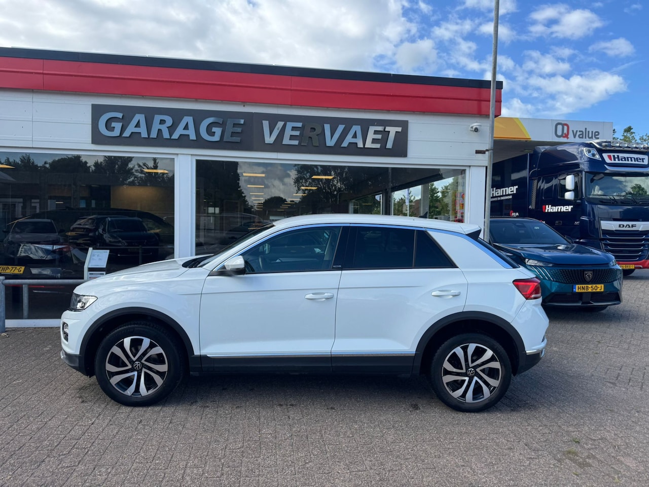 Volkswagen T-Roc - 1.0 TSI Active - AutoWereld.nl