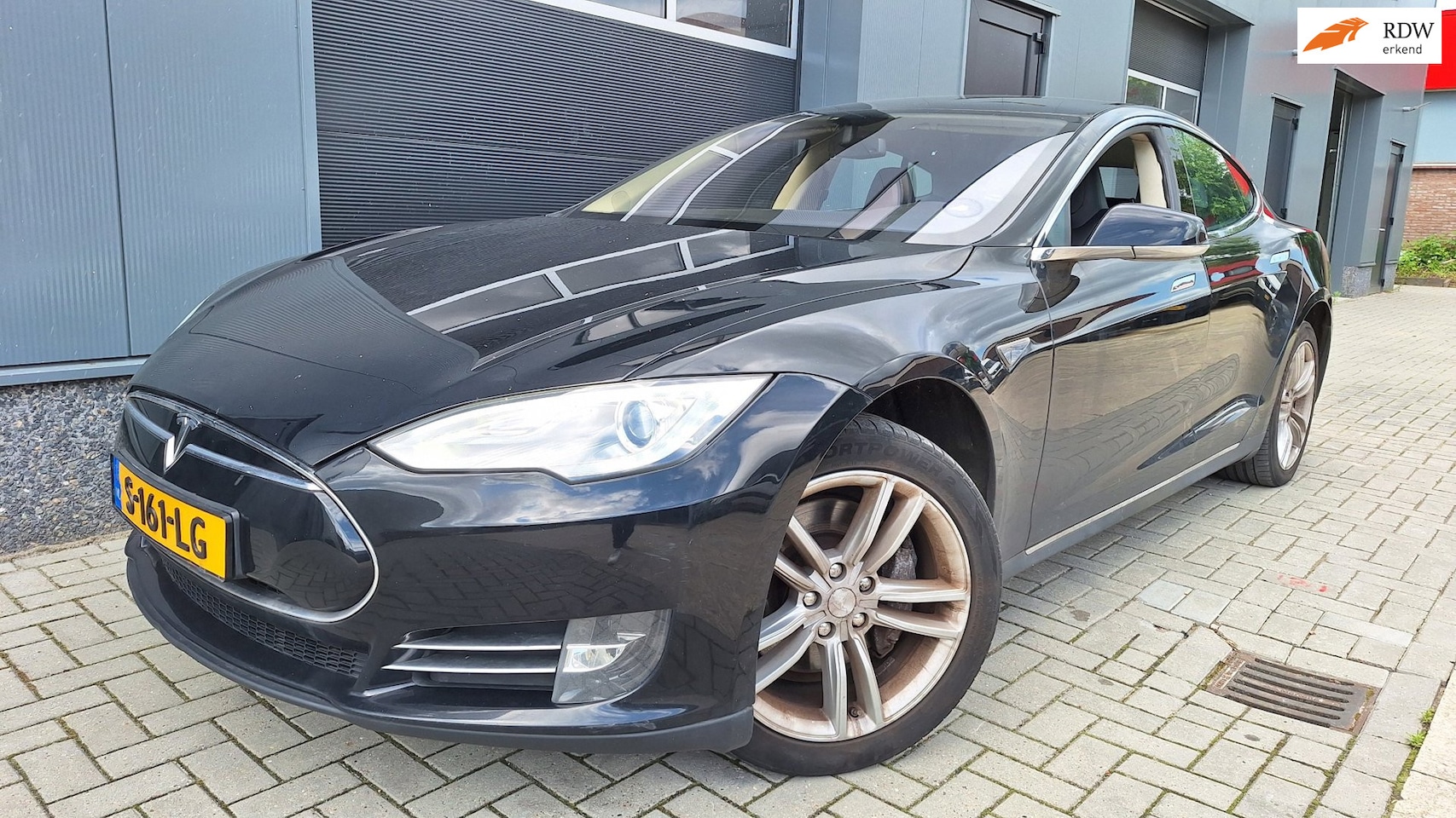 Tesla Model S - 85 Performance (Gratis levenslang supercharging- Accu niet goed!) - AutoWereld.nl