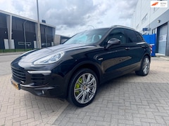 Porsche Cayenne - 3.0 S E-Hybrid