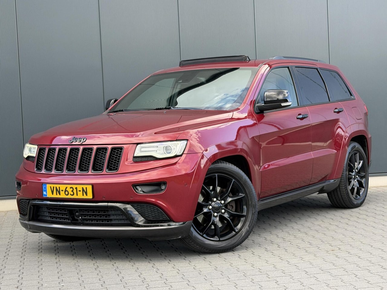 Jeep Grand Cherokee - 3.0 CRD Summit Grijs Kenteken - Leder - Pano - Harman/Kardon - AutoWereld.nl