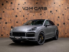 Porsche Cayenne Coupé - 4.0 Turbo S E-Hybrid | Carbon | Burmester | Trekhaak | HUD | InnoDrive | Achterasbest. |