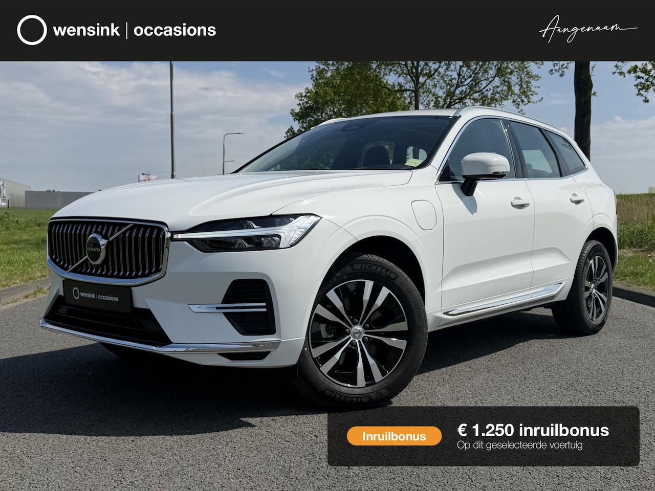 Volvo XC60 - 2.0 T8 Plug-in hybrid AWD Inscription Expression | SOH 100% | Trekhaak | Achteruitrijcamer - AutoWereld.nl