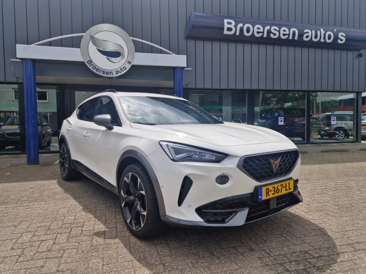CUPRA Formentor - 1.4 E-Hybrid PHEV Performance | 204PK | Panoramadak | Trekhaak - AutoWereld.nl