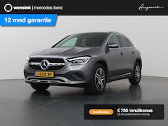 Mercedes-Benz GLA-Klasse - 200 Business Solution Luxury | Trekhaak | Stoelverwarming | Getint glas | Achteruitrijcame