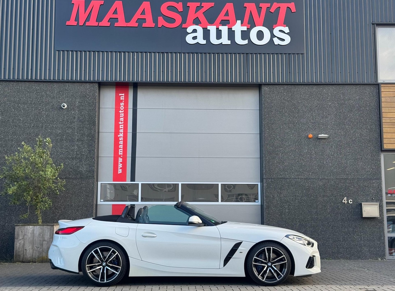BMW Z4 Roadster - (g29) M40i / M-Sport / Harman Kardon / Adaptive cruise / Hud / ALPIN WEIB! - AutoWereld.nl