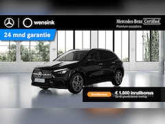 Mercedes-Benz GLA-Klasse - 180 AMG Line | Panoramaschuifdak | Night| Achteruitrijcamera | Dodehoekassistent
