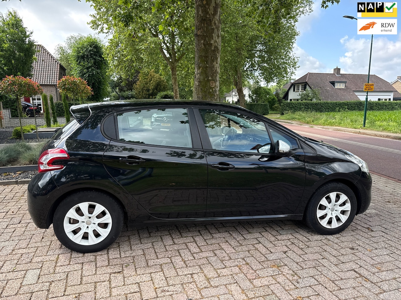 Peugeot 208 - 1.0 Vti LIKE 1.0 VTi LIKE - AutoWereld.nl