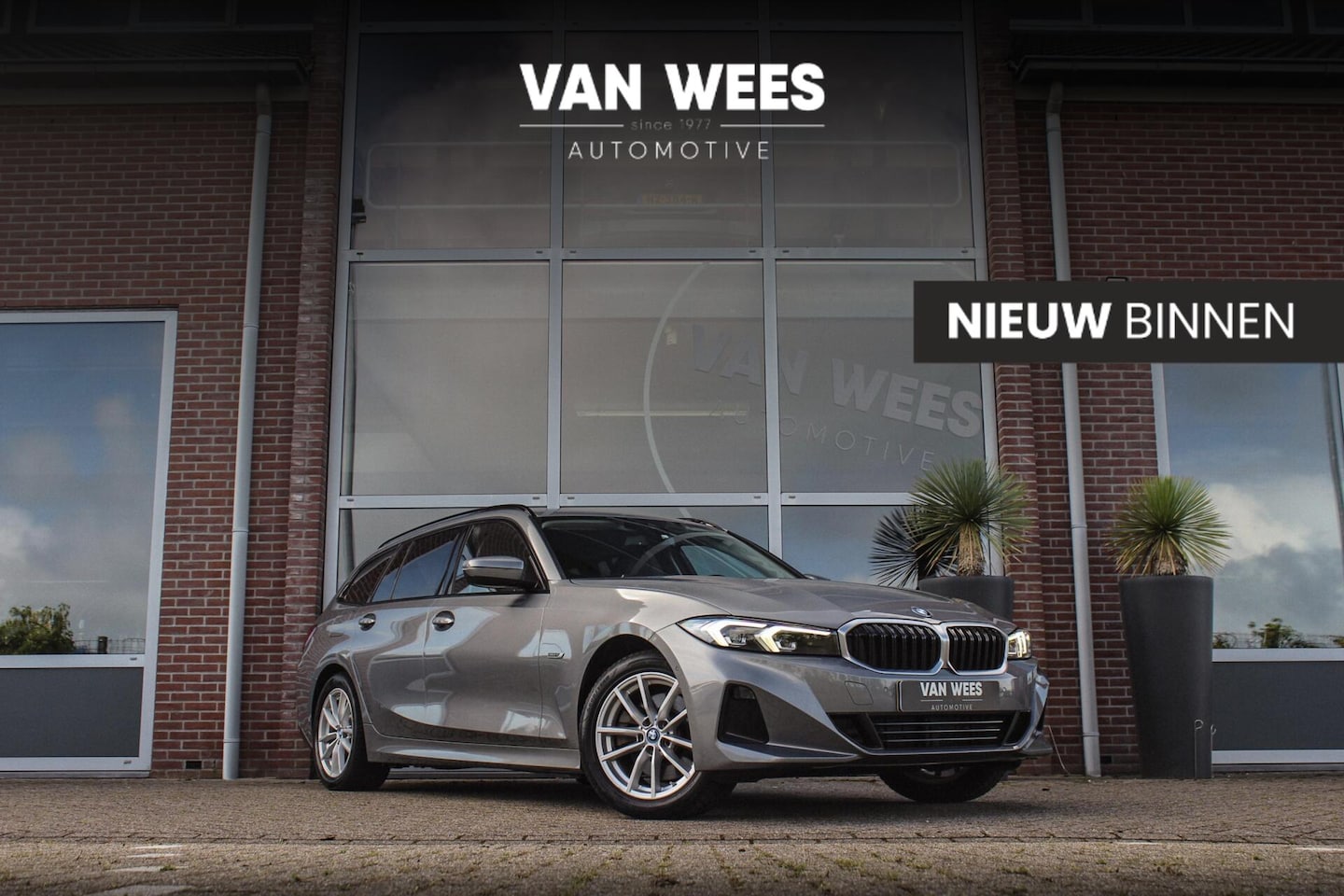 BMW 3-serie Touring - 320e | 1e eigenaar | NL auto | Keyless entry | Sportstoelen | Memory | Apple carplay | HiF - AutoWereld.nl