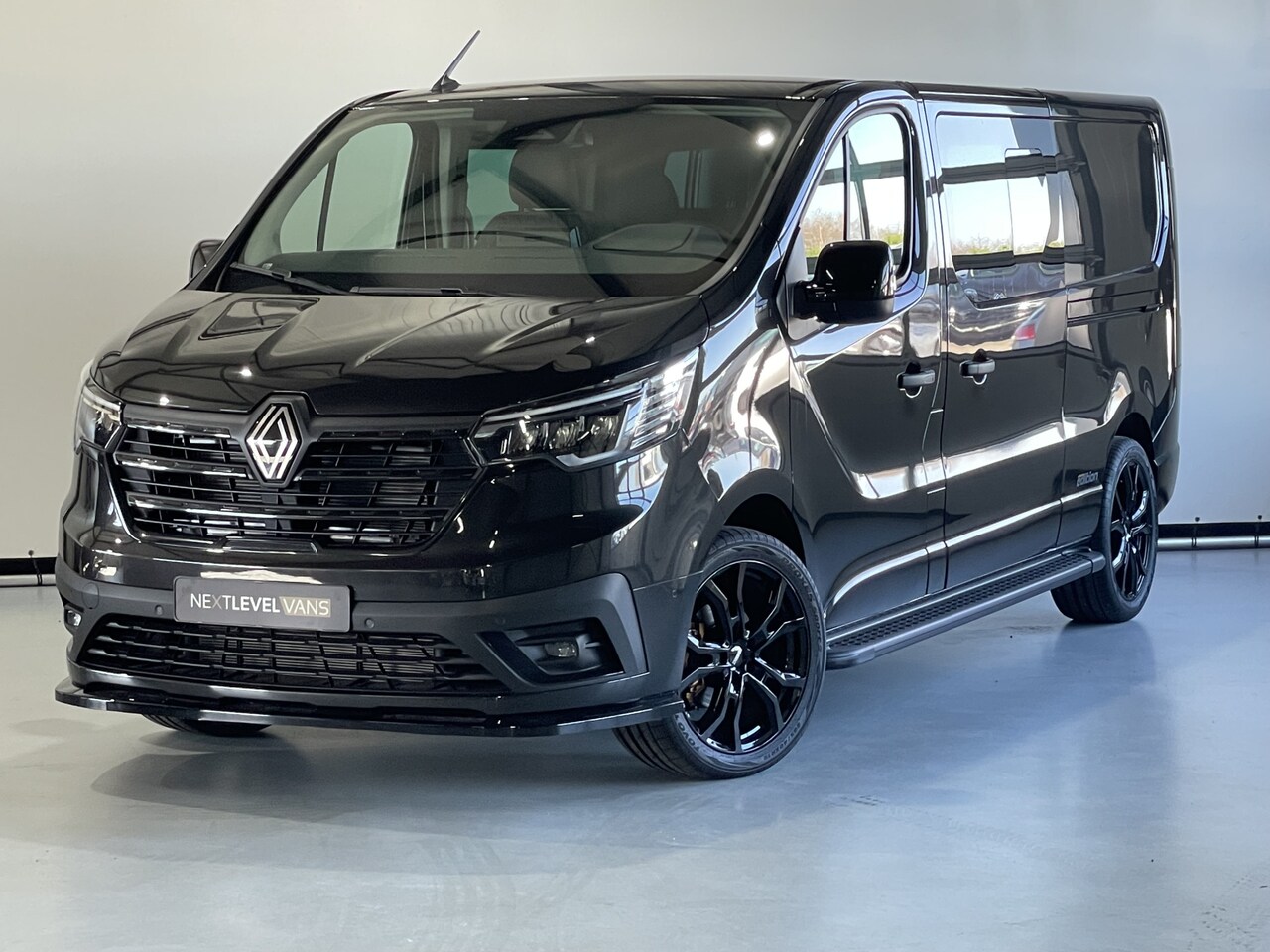 Renault Trafic - 2.0 Blue dCi EDC 170 PK T29 L2H1 NEXT LEVEL EDITION - AutoWereld.nl