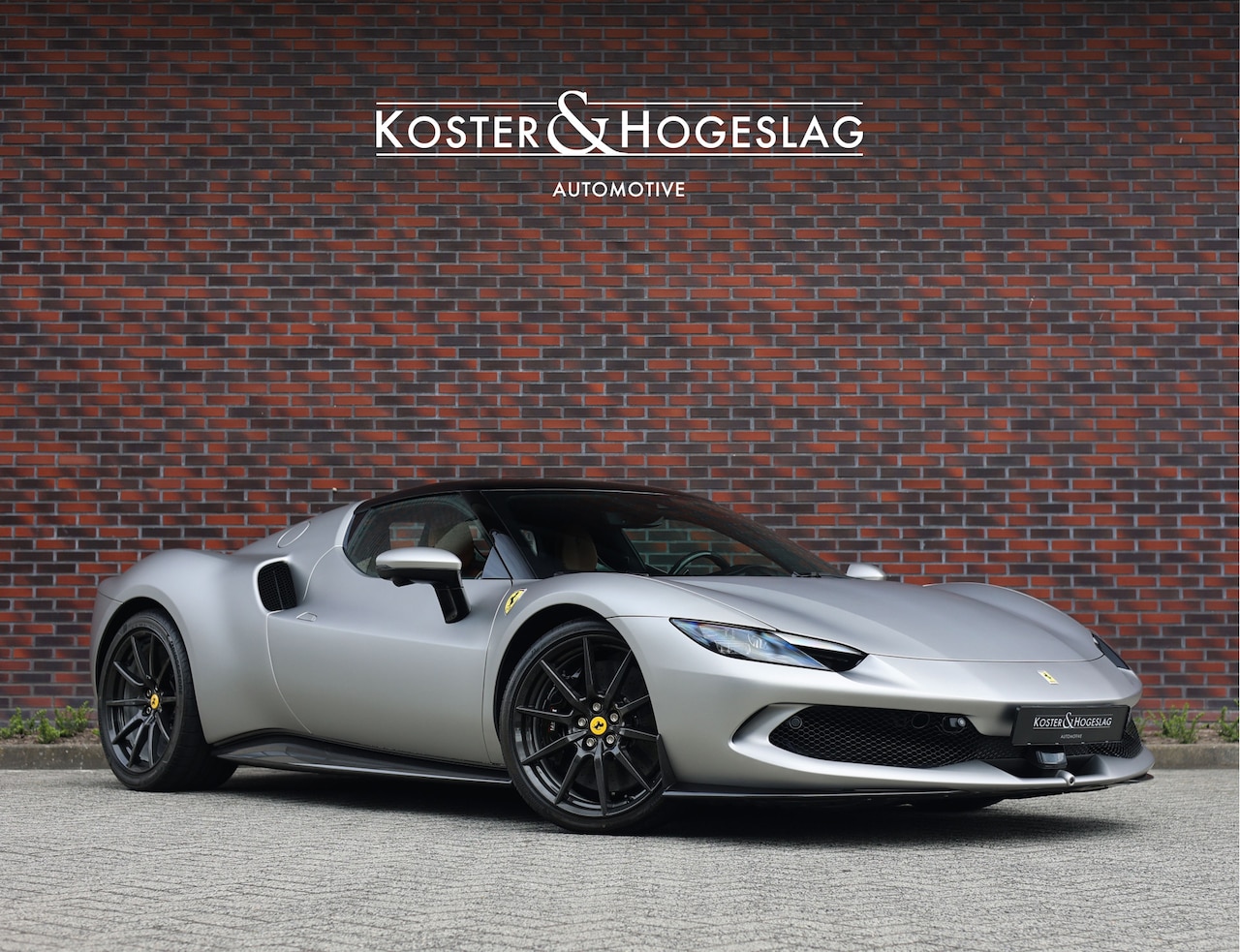 Ferrari 296 GTB - 3.0 V6 | Atelier - Lift - Carbon - AutoWereld.nl