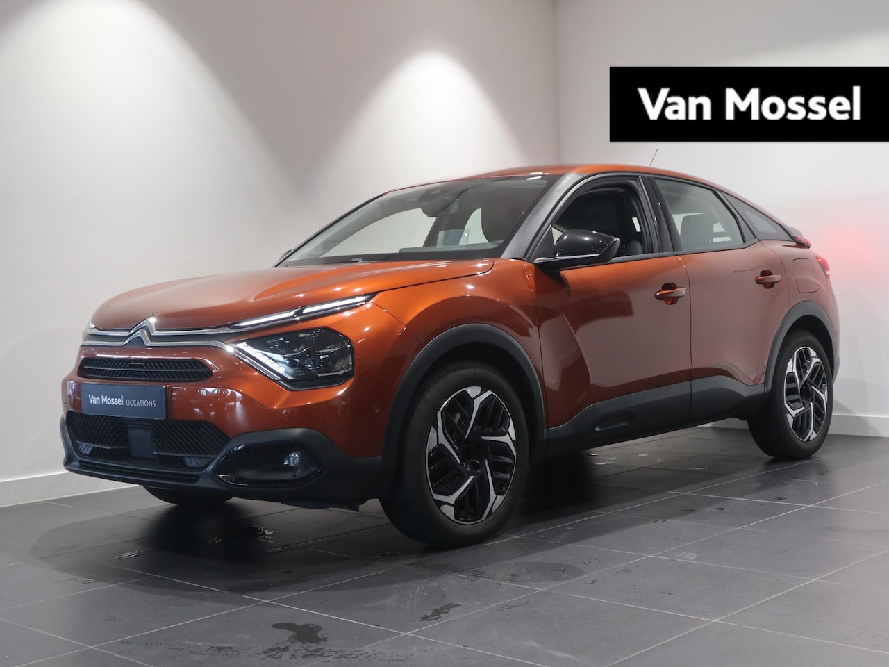 Citroën C4 - Shine Pack Business - NAVIGATIE - STUUR-EN STOELVERWARMING - HEAD-UP DISPLAY - AutoWereld.nl