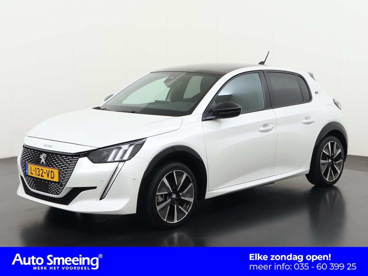 Peugeot e-208 - EV GT Pack 50 kWh | SOH 92% | Panoramadak | Zondag Open! - AutoWereld.nl