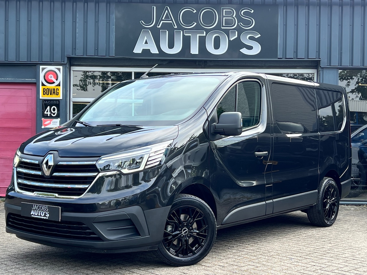 Renault Trafic - 2.0 dCi 110 T29 L1H1 Comfort 2.0 dCi 110 T29 L1H1 Comfort - AutoWereld.nl