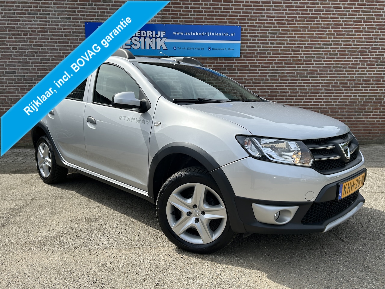 Dacia Sandero Stepway - 0.9 TCe Lauréate Airco/Navi/PDC/Cruise - AutoWereld.nl