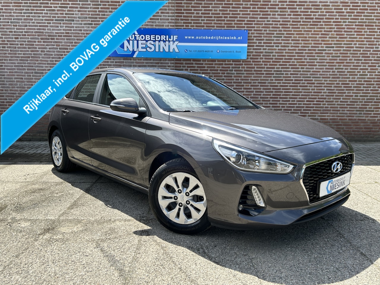 Hyundai i30 - 1.4 i-Drive Cruise/Stoelverwarming/PDC - AutoWereld.nl