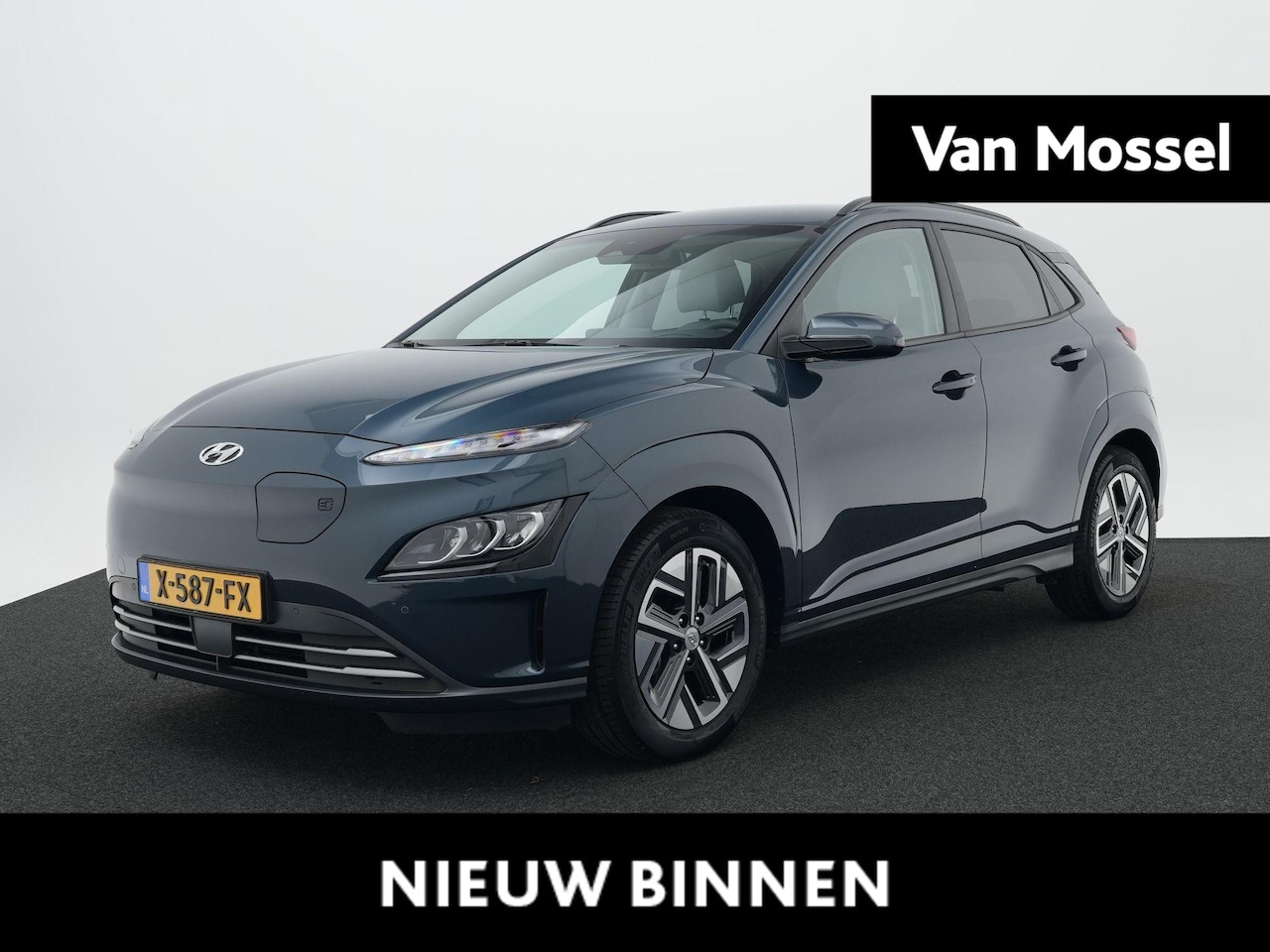 Hyundai Kona Electric - EV Business 64 kWh | Stoelverwarming | Head-up Display | Achteruitrijcamera | Adaptieve Cr - AutoWereld.nl
