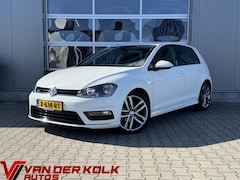 Volkswagen Golf - 1.2 TSI R-Line Automaat | Carplay | Cruise | Stoelverwarming | Climate | Trekhaak | Sensor