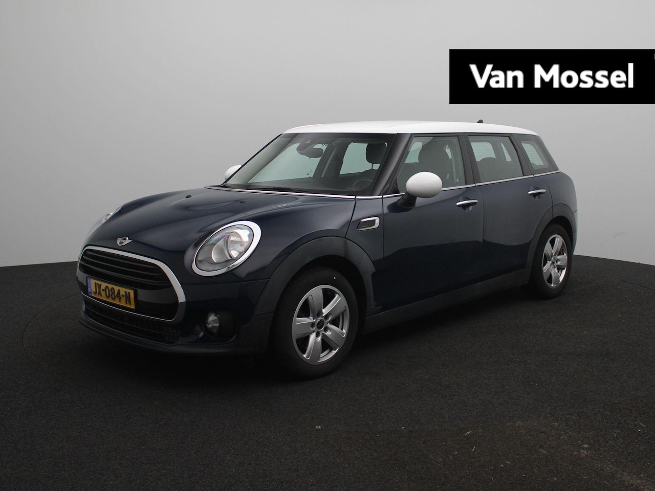 MINI Clubman - 1.5 Cooper Business | Airconditioning | Cruise Control | Lichtmetalen Velgen | Navigatie | - AutoWereld.nl