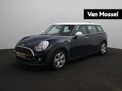 MINI Clubman - 1.5 Cooper Business | Airconditioning | Cruise Control | Lichtmetalen Velgen | Navigatie |