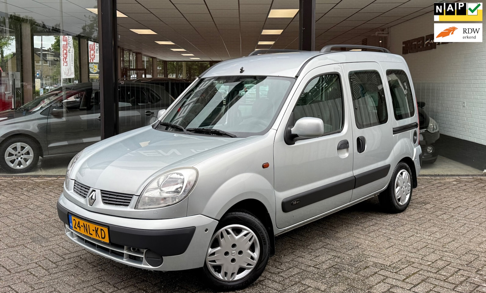 Renault Kangoo - 1.6-16V Privilège AIRCO | 2x SCHUIFDEUR | NAP - AutoWereld.nl