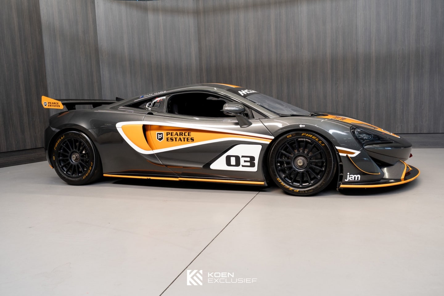 McLaren 570S - GT4 Chassis 106 - AutoWereld.nl