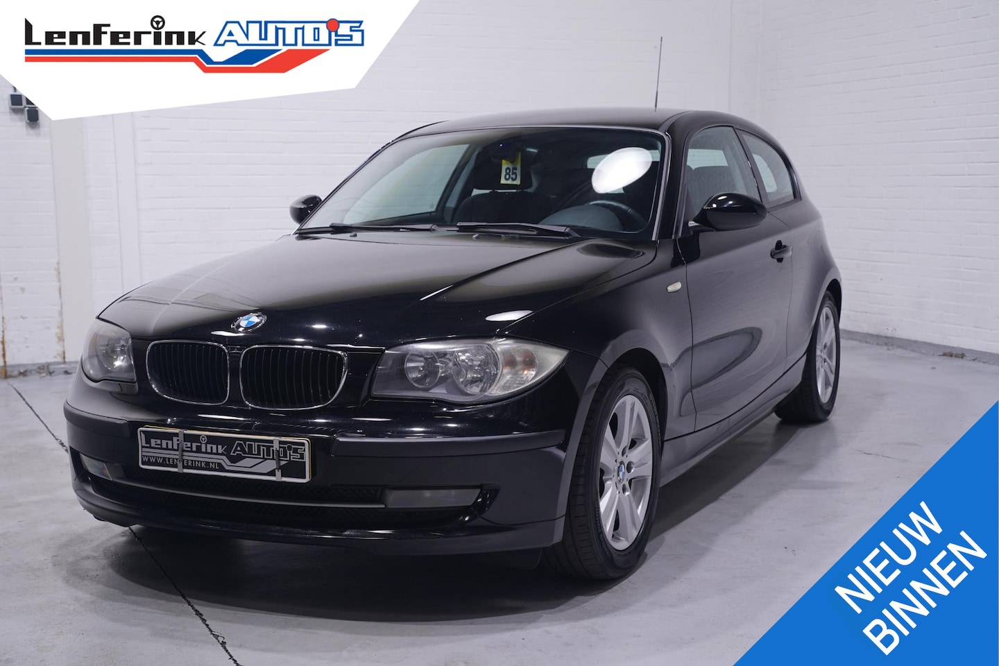 BMW 1-serie - 116i Business Line airco sportstoelen stuurbediening stereo 16"-lmv regensensor - AutoWereld.nl