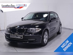 BMW 1-serie - 116i Business Line airco sportstoelen stuurbediening stereo 16"-lmv regensensor