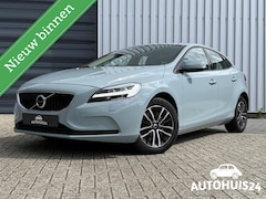 Volvo V40 - 1.5 T2 Nordic+ AUT Trekhaak|On-Call|Stoelverwarming|LED