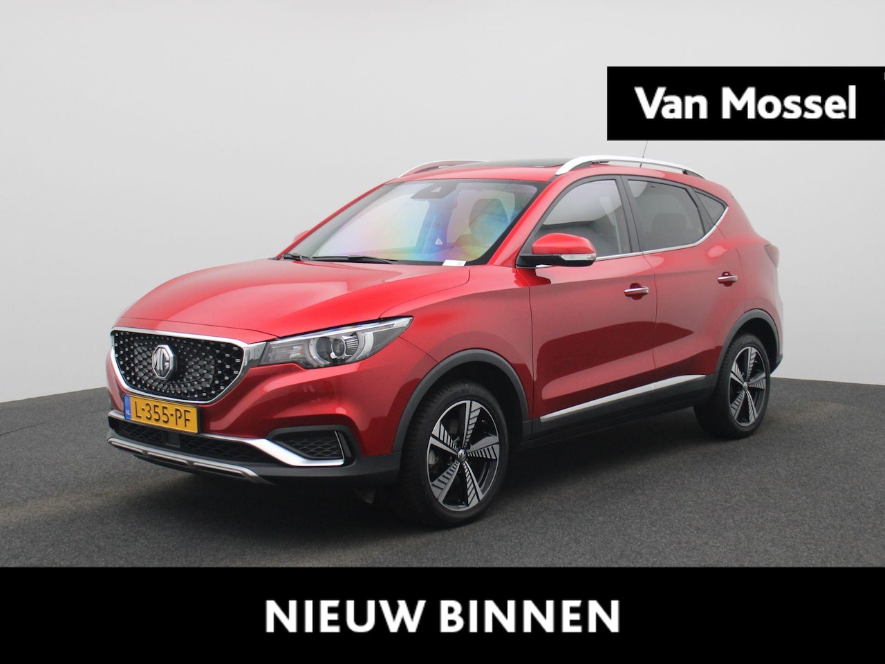 MG ZS - Luxury 45 kWh | Panoramadak | Leder | Apple Carplay - Android Auto | Stoelverwarming | Cam - AutoWereld.nl