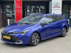 Toyota Corolla Touring Sports - Hybrid 140 Dynamic NIEUW DIRECT LEVERBAAR MET HOGE KORTING STOELVERWARMING PARK-SENSOREN K