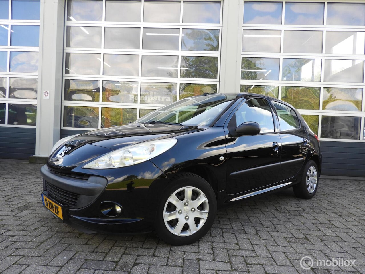 Peugeot 206 - 1.1 XR Airco - AutoWereld.nl