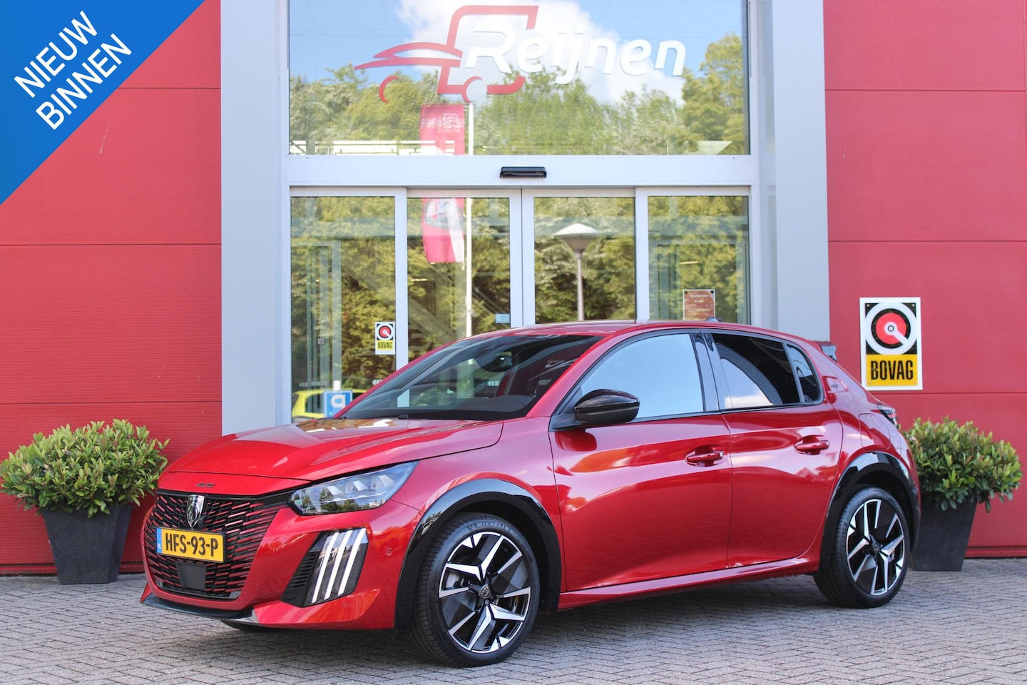 Peugeot 208 - 1.2 Hybrid 145 e-DCS6 GT | NAVIGATIE | DRAADLOZE APPLE CARPLAY/ANDROID AUTO | CAMERA VOOR - AutoWereld.nl