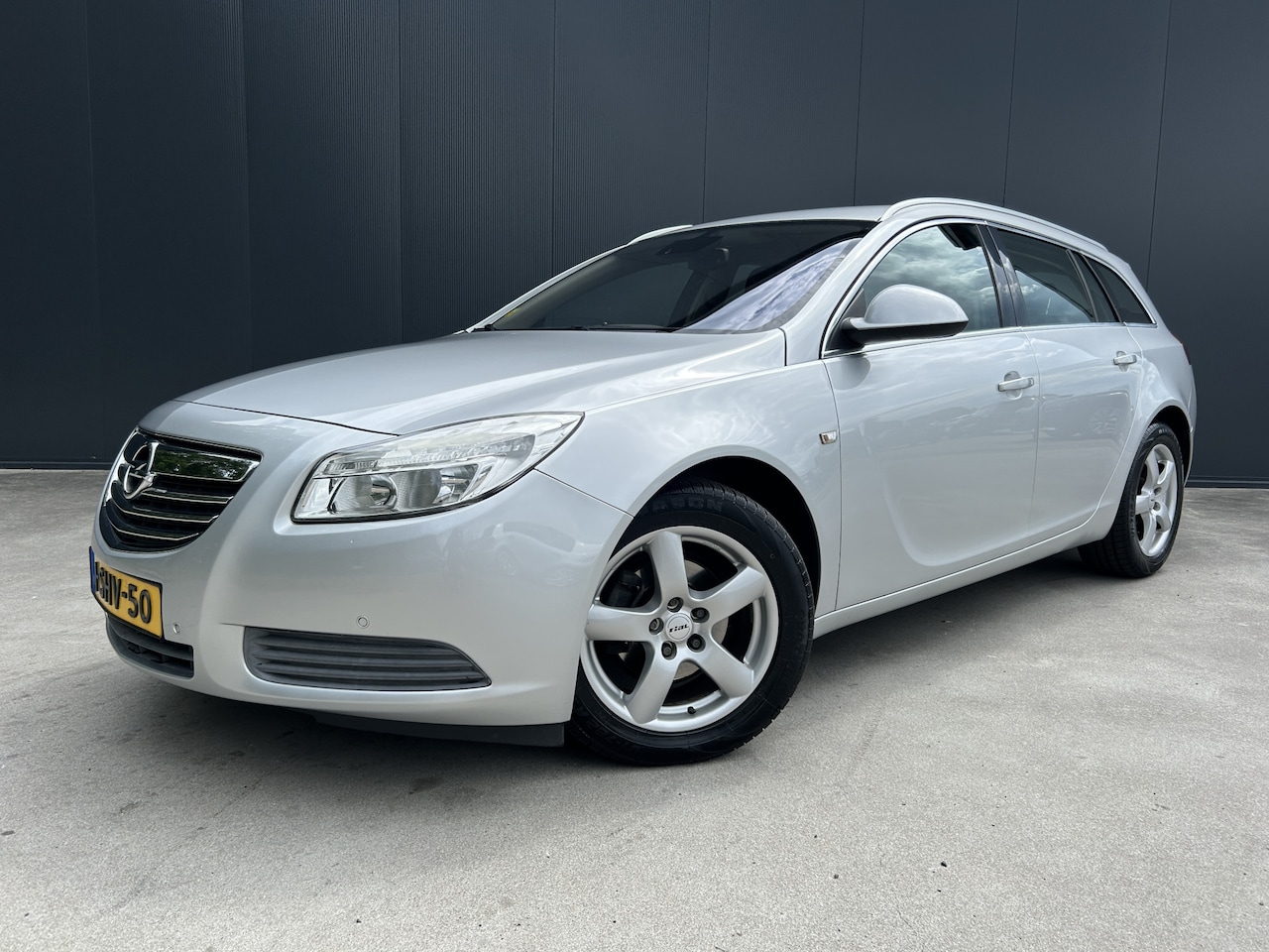 Opel Insignia Sports Tourer - 1.4 Turbo EcoFLEX Edition CRUISE ECC TREKHAAK - AutoWereld.nl