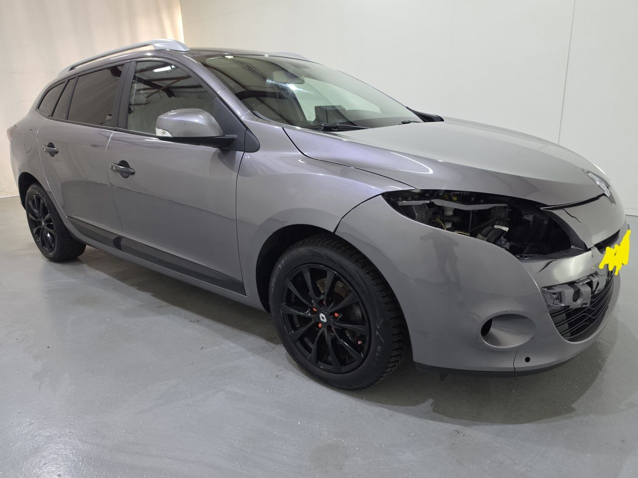 Renault Mégane Grand Tour - Grandtour 1.4 TCe Expression 96Kw - AutoWereld.nl
