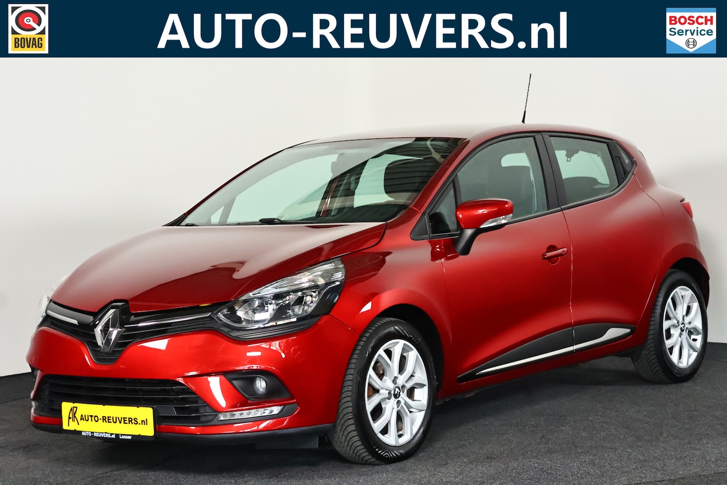 Renault Clio - 0.9 TCe Limited / Lichtmetaal / Navi / 4S band / Airco - AutoWereld.nl