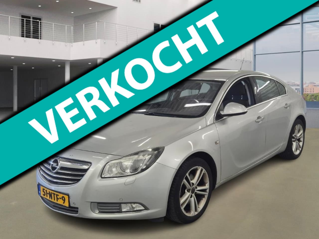 Opel Insignia - 1.6 T Cosmo/CLIMA/CRUISE/PARKSENSOR VOOR EN ACHTER/HALF LEDER - AutoWereld.nl