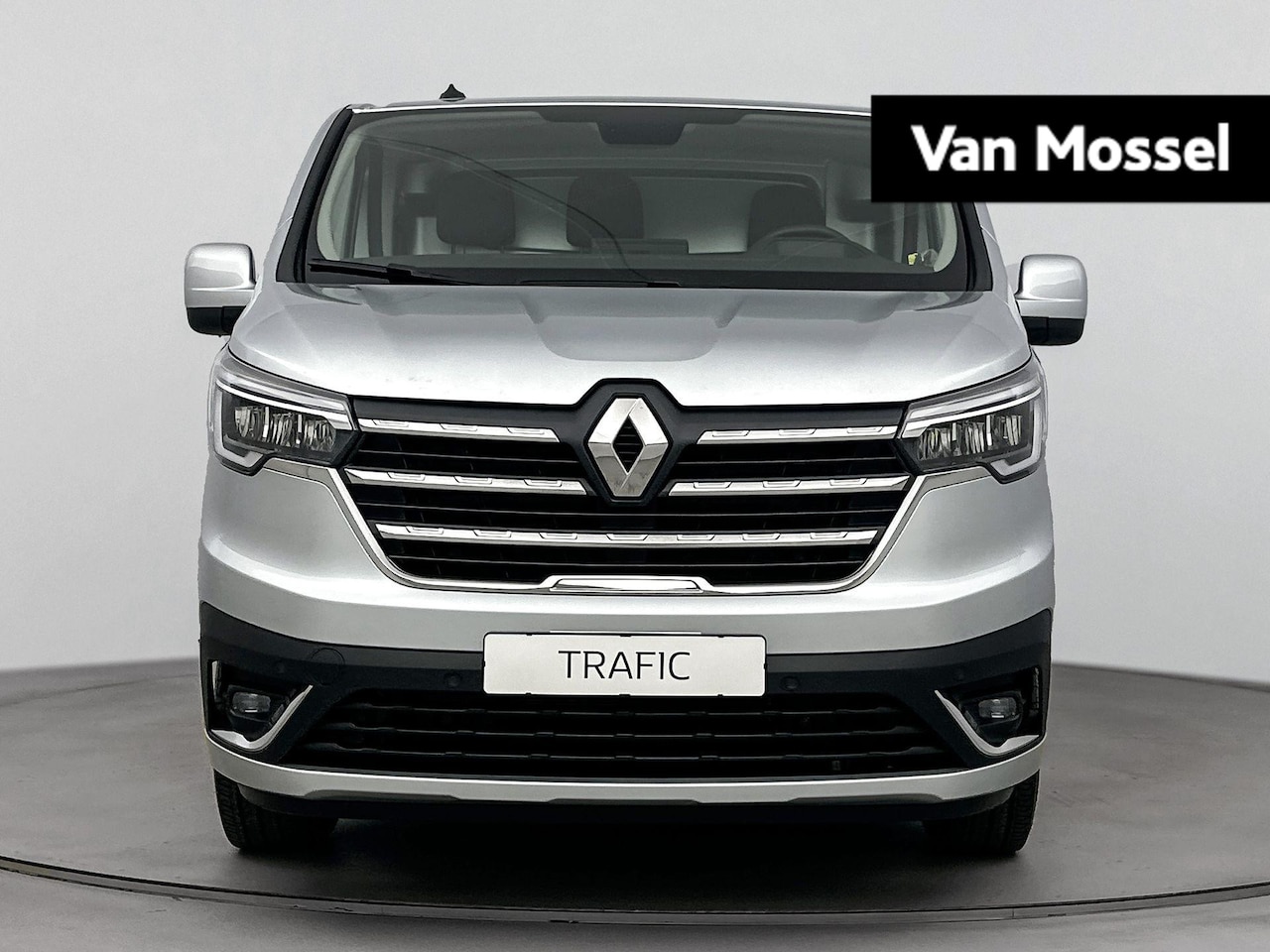 Renault Trafic E-Tech - T29 L2H1 Comfort 52 kWh 123PK Keyless | Achteruitrijcamera + Parkeersensoren | Navigatie | - AutoWereld.nl