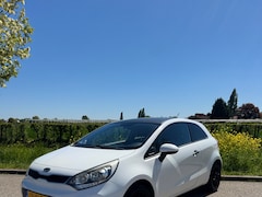 Kia Rio - 1.2 CVVT Plus Pack Sport