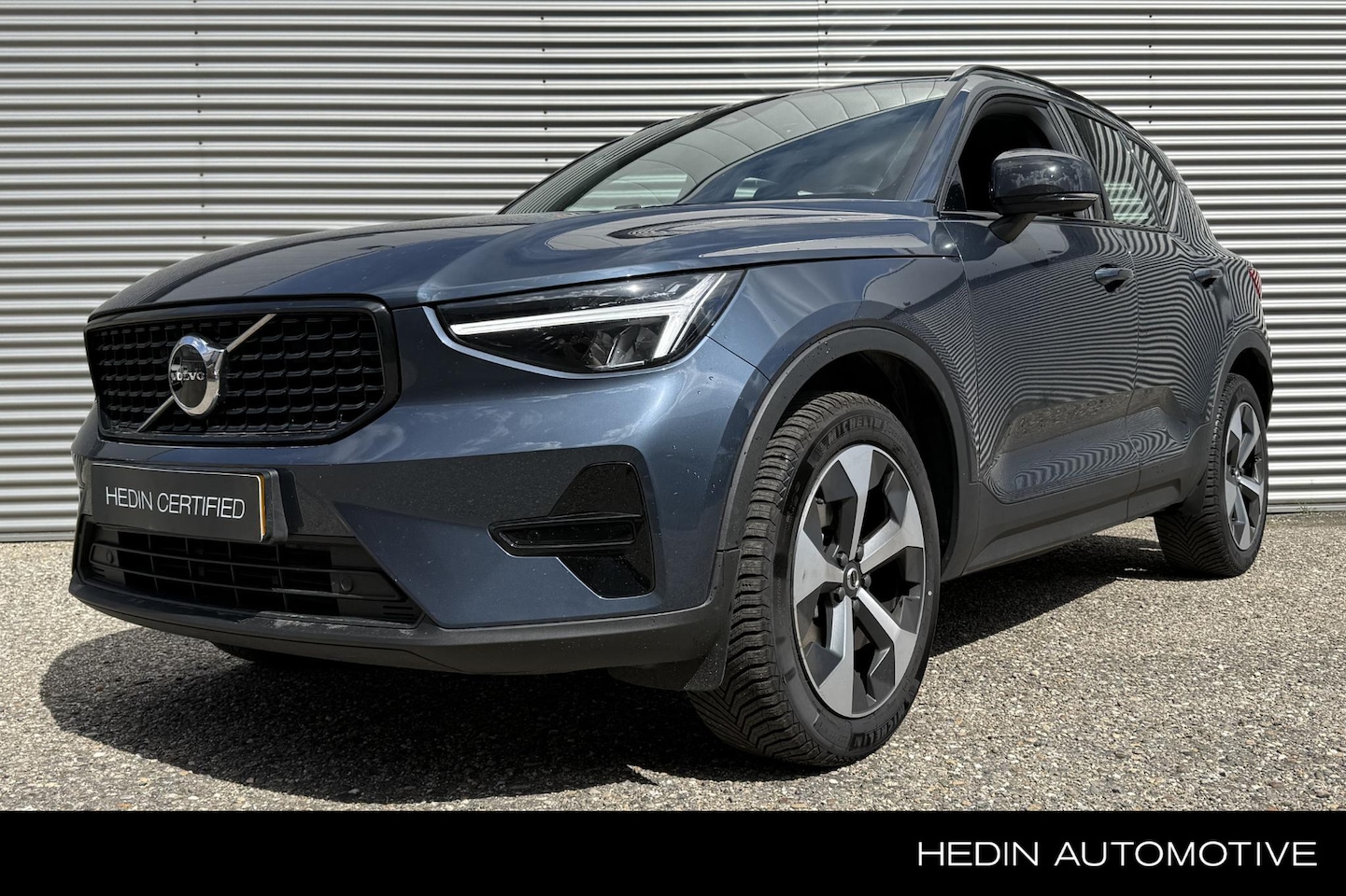 Volvo XC40 - B4 Plus Dark | Apaptive Cruise | BLIS | 19 inch | Trekhaak | Power Seats | Keyless | - AutoWereld.nl
