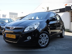 Hyundai i20 - 1.4i DynamicVersion | Airco | Elec ramen