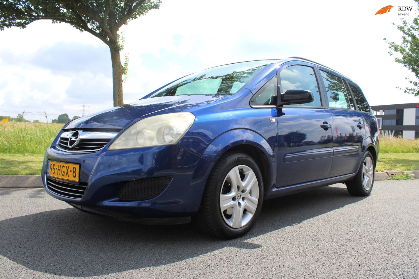 Opel Zafira - 1.6 Business Airco Navigatie - AutoWereld.nl
