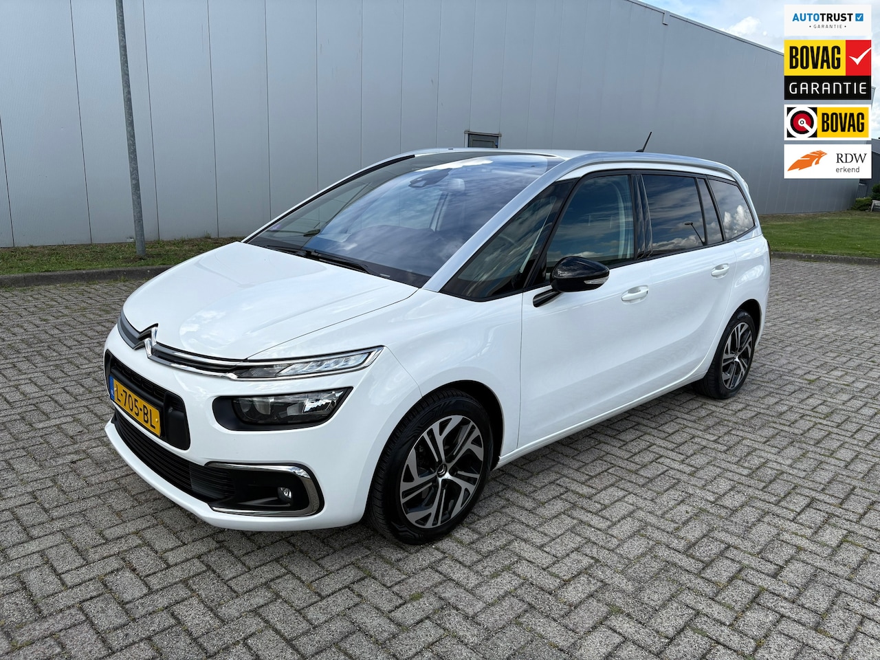 Citroën Grand C4 SpaceTourer - 1.2 PureTech Business 1.2 PureTech Business , 7 pers. , Trekhaak - AutoWereld.nl